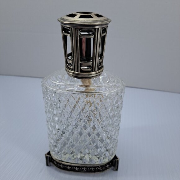 Scentier Heart-Shape Cut Glass Fragrance Lamp Diffuser Silver Tone Ornate Base - Picture 3 of 14